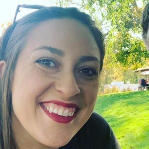 Meet your Posher, Kelly